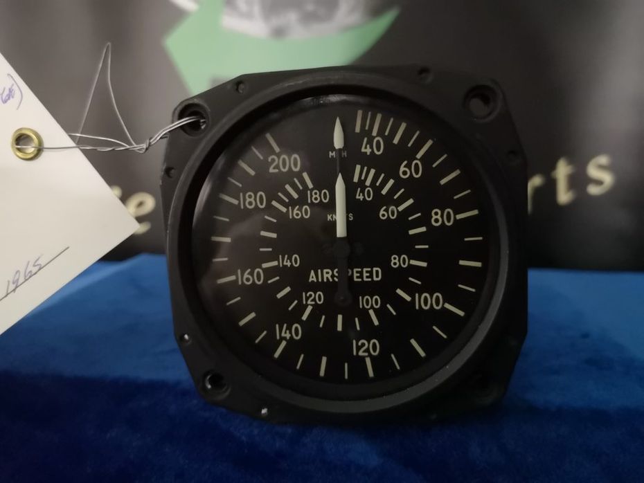 air-speed-indicator-falcon-gauge-30-200-mph-30-180-knots-8181